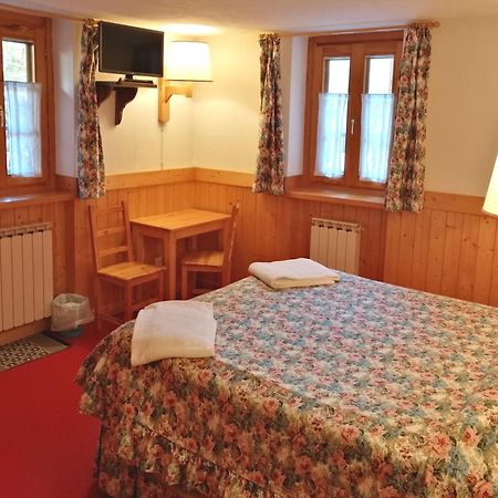Hotel Locanda Grauson Cogne Eksteriør bilde