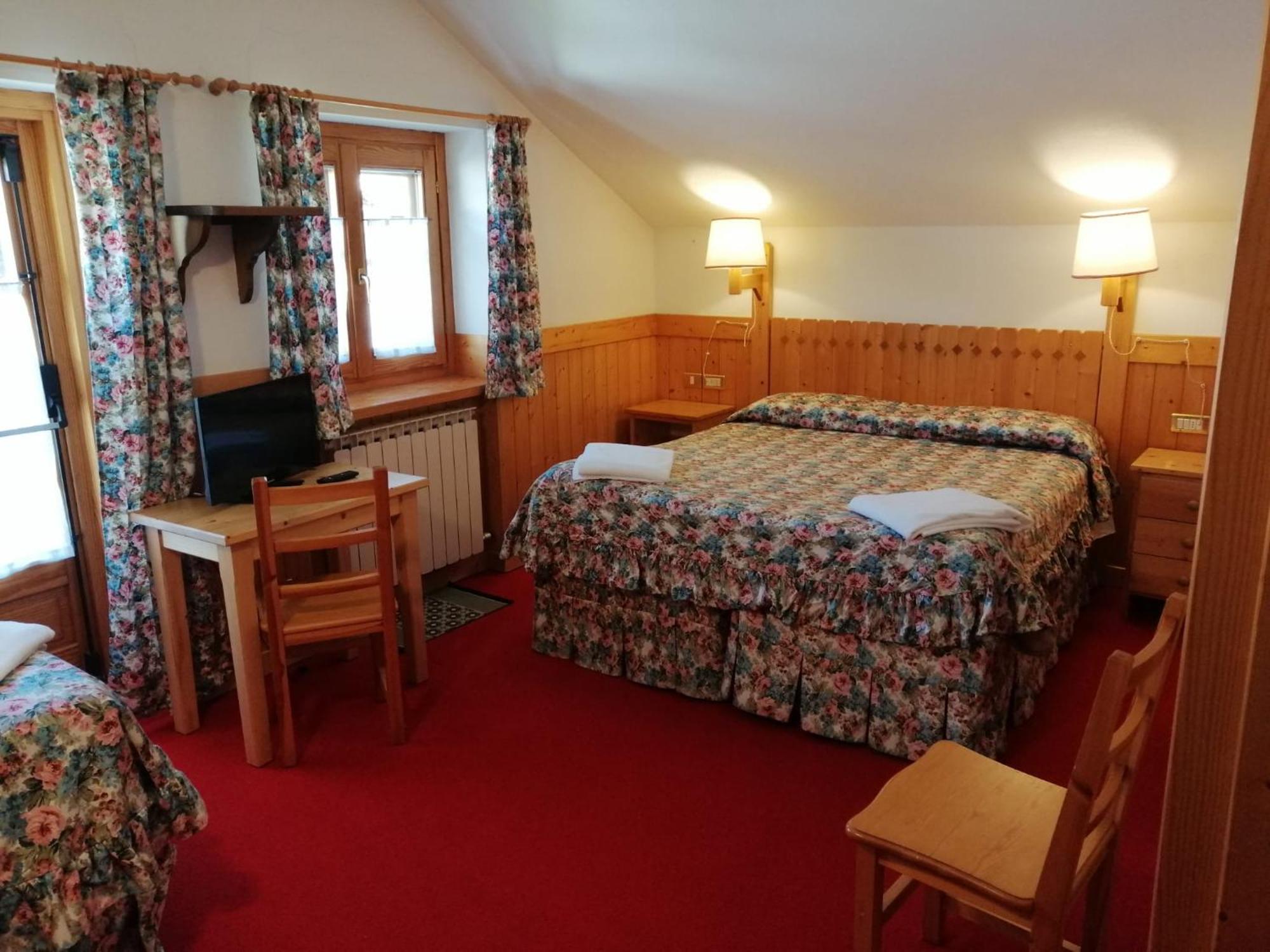 Hotel Locanda Grauson Cogne Eksteriør bilde