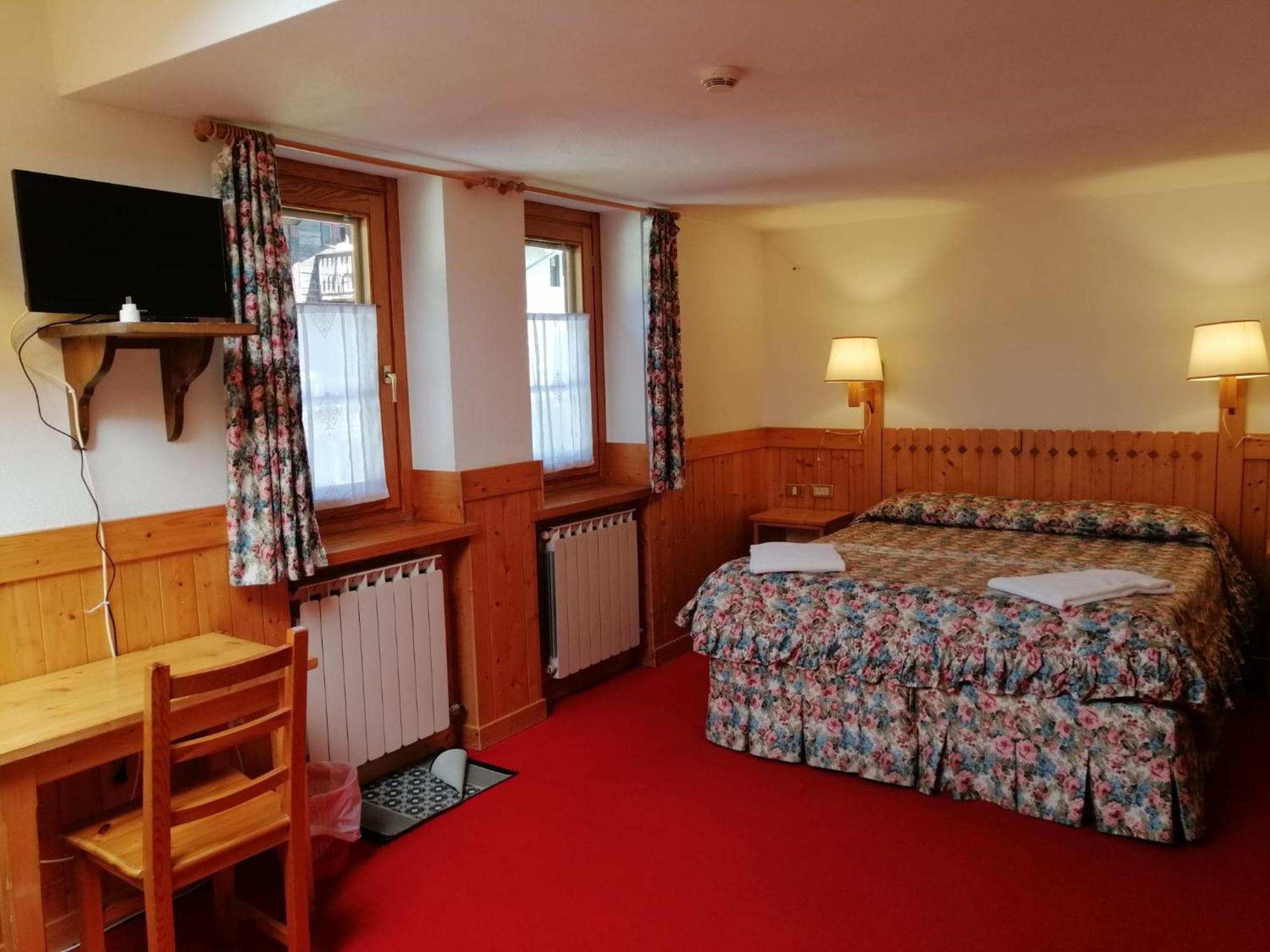 Hotel Locanda Grauson Cogne Eksteriør bilde