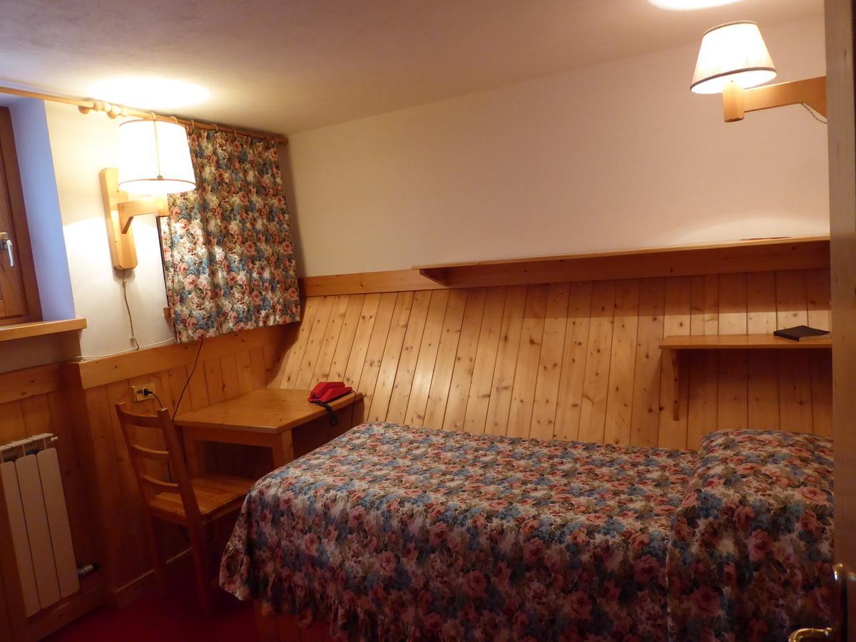 Hotel Locanda Grauson Cogne Eksteriør bilde