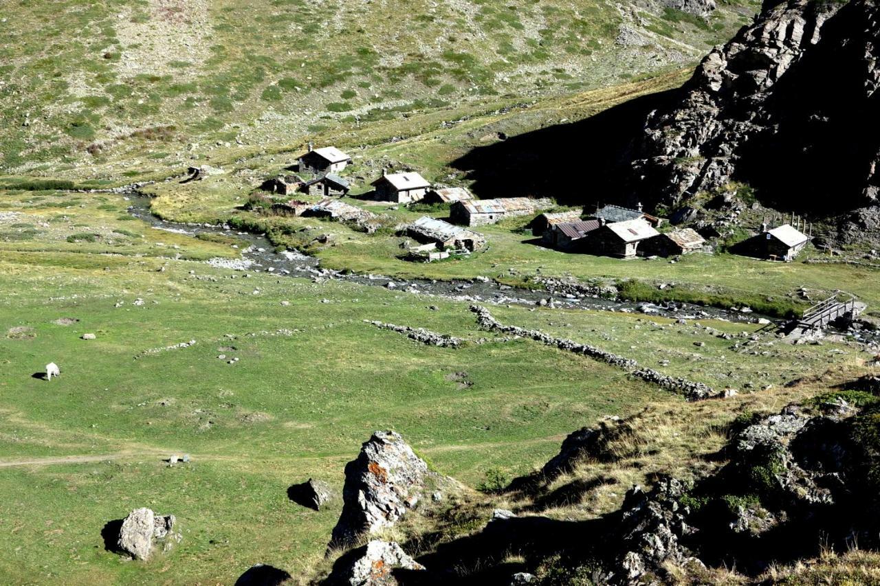 Hotel Locanda Grauson Cogne Eksteriør bilde